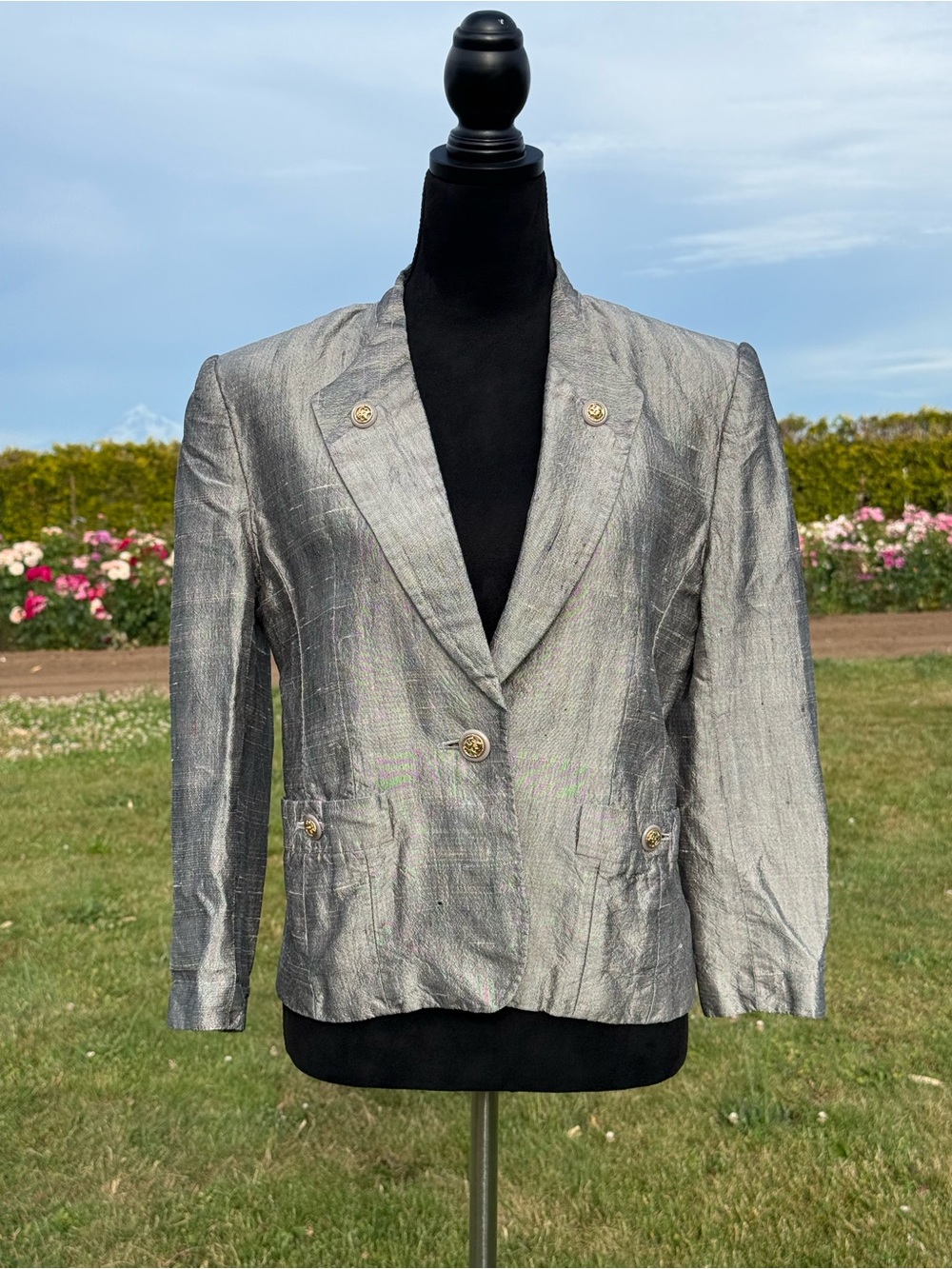 100% Silk Silver Metallic Blazer Cropped Jacket Gold Button Textured Luxe Gala